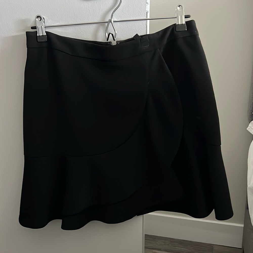 BCBG maxazria black mini skirt